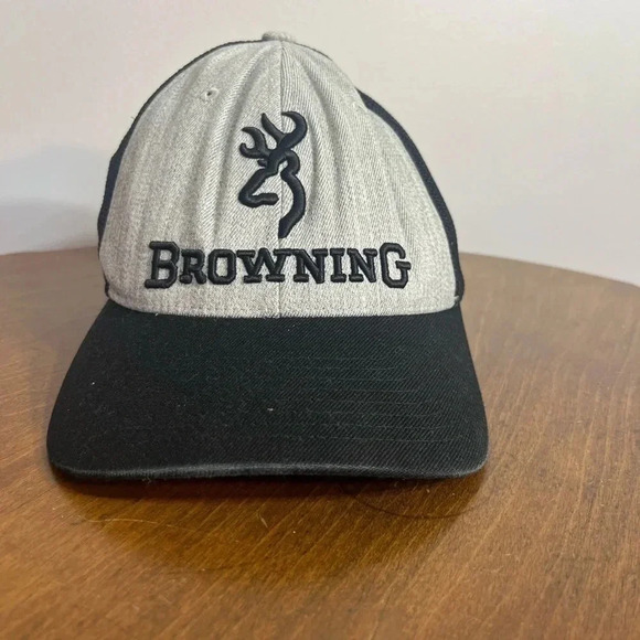 Light Grey and Black Mesh Browning Fitted S/M Hat - Picture 1 of 7